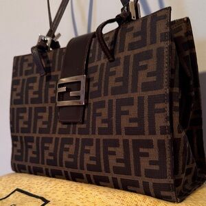 Fendi  Bag. 100% Authentic. Dustbag incl. In good used (vintage) condition.
